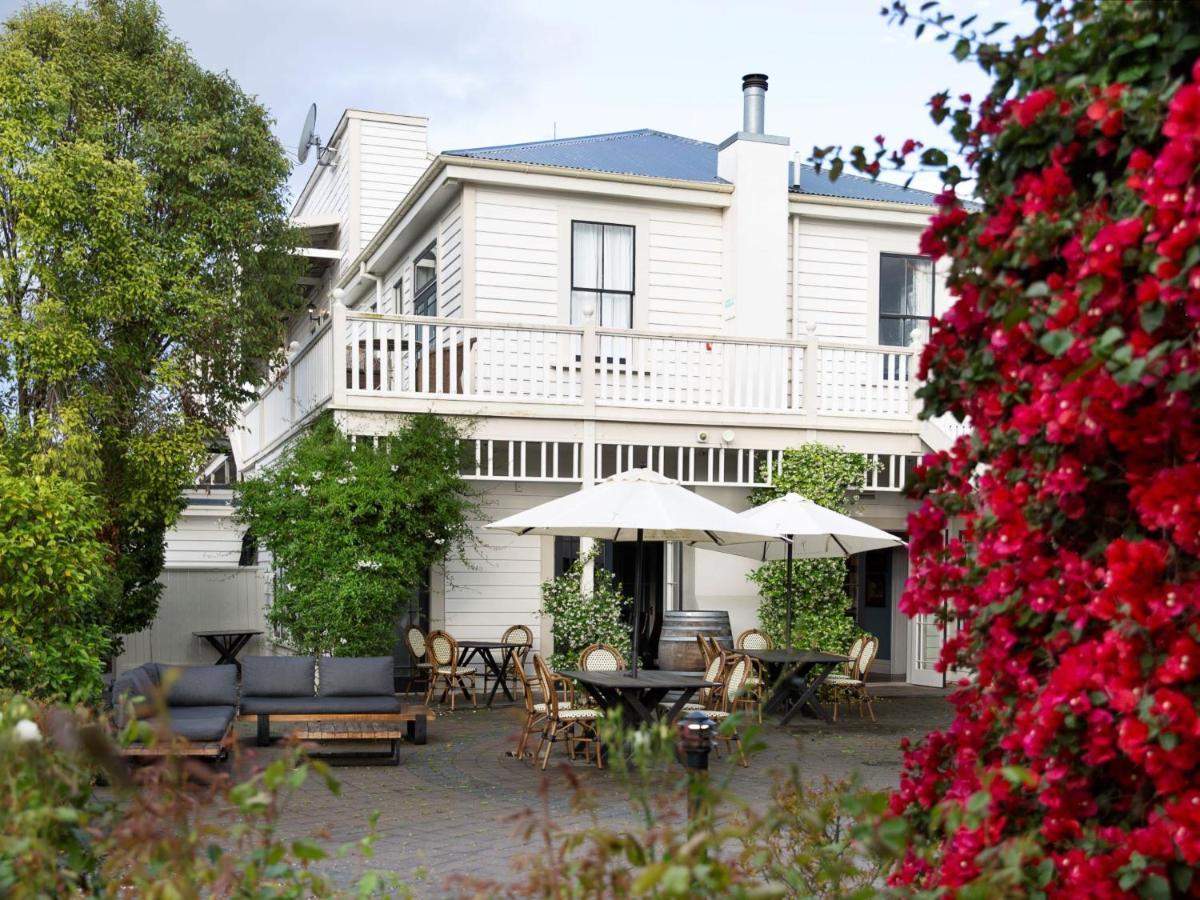 The Martinborough Hotel Exterior foto